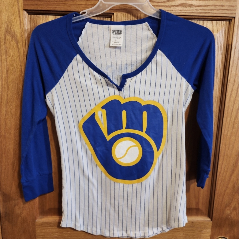 Pink size medium baseball jersey with milwaukee brewers